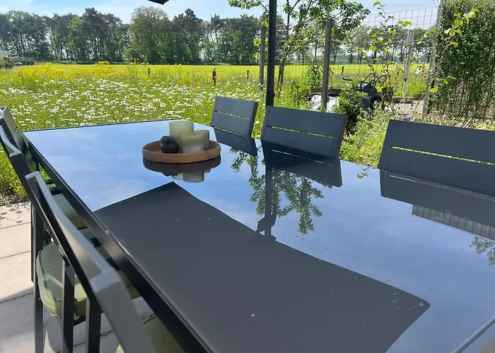 Weidezicht Nyaraló *